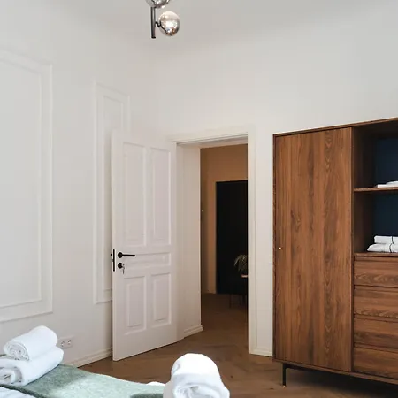 B68 Apartment 5 Appartamento Riga