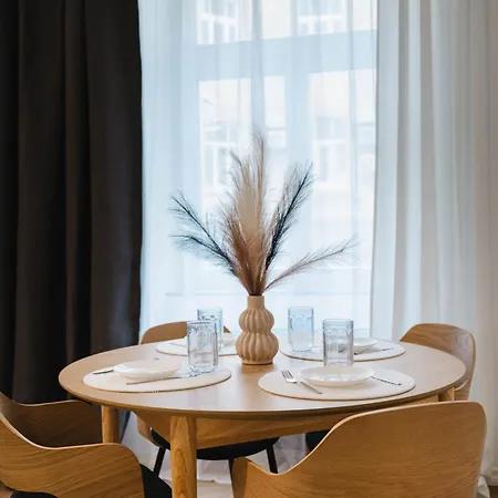 B68 Apartment 5 Appartamento Riga