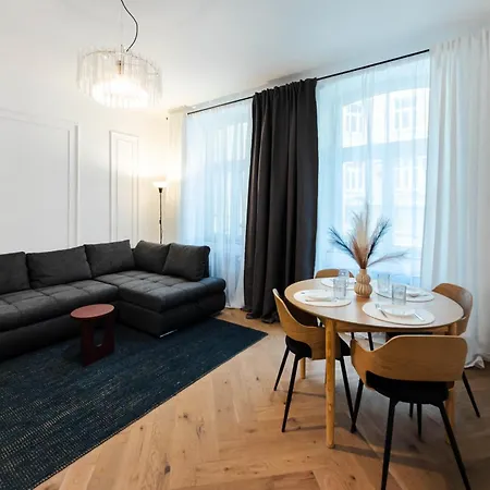 B68 Apartment 5 Riga