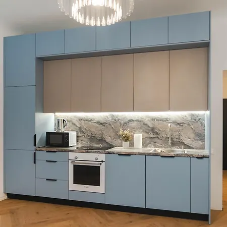 Appartamento B68 Apartment 5 *